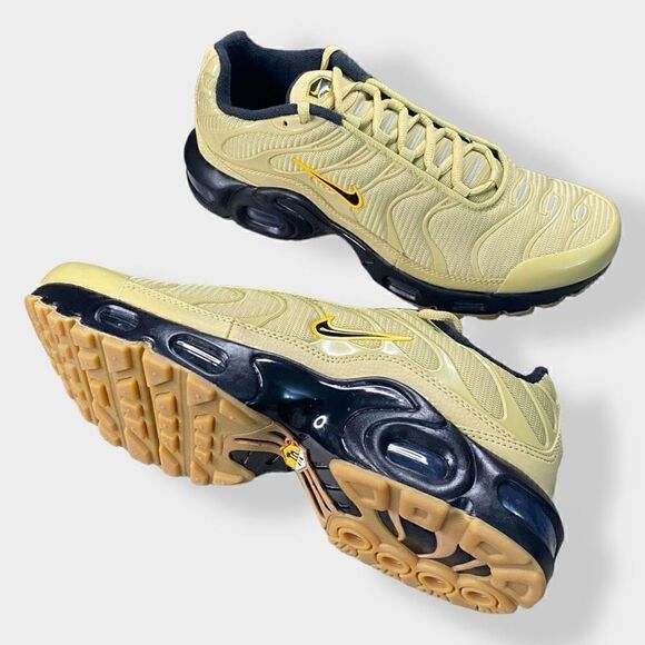 Nike Air Max Plus GS DZ6308-700 Wheat Grass Black Youth size 7Y Womens 8.5 New - Picture 8 of 12